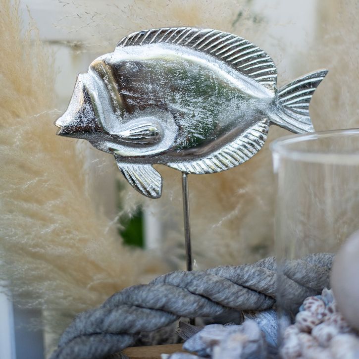 Peixe decorativo, decoração marítima, peixe em metal prateado, cor natural Alt.28,5cm