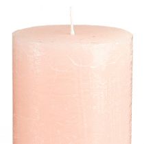 Itens Conjunto de 4 velas decorativas rosa, 70x120mm. Velas decorativas rosa claro para um ambiente romântico e aconchegante, ideal para decoração de casamento.