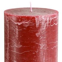 Itens Conjunto de 2 velas cilíndricas vermelho-escuras com efeito mármore, 85x200mm – longa duração para momentos românticos e festivos.