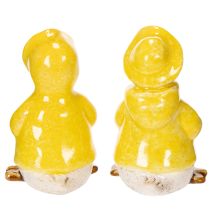 Itens Conjunto de 4 figuras de patos em cerâmica com capa de chuva, perfeitas para decorar varandas e jardins. 11 cm de altura.