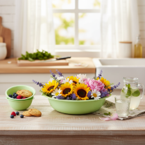 Itens Tigela decorativa de metal com acabamento esmaltado, verde limão, 25 cm