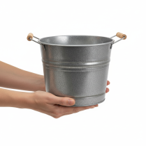 Itens Vaso/jardineira vintage decorativo em metal, Ø22cm, A20cm