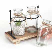 Itens Vaso decorativo em forma de garrafa, vidro e madeira, 23x12x19,5cm, conjunto com 2 peças.