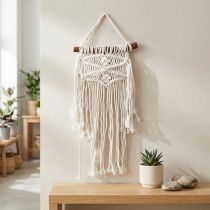 Itens Decoração de parede em macramê estilo boho, cor creme natural, 18,5 x 48 cm.