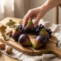 Itens Conjunto de 6 figos decorativos VIANA de 8 cm - Frutas artificiais para decoração de mesa e festas.