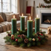 Itens Velas cônicas de cor sólida, verde escuro, 22×240mm, pacote com 12 unidades.
