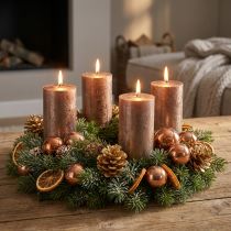 Itens Conjunto de 4 velas de pilar, em cobre metálico sólido, 70x120mm - Velas decorativas elegantes com longa duração.