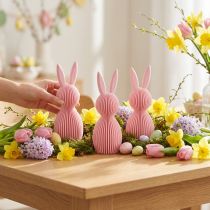 Itens Coelho decorativo da Páscoa, símbolo da primavera na decoração da casa, 13 cm, conjunto de 3 peças.