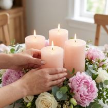 Itens Conjunto de 4 velas de pilar rosa sólido, rosa claro, 60x80mm, para decoração.