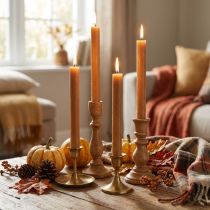 Itens Velas cônicas de cor sólida, caramelo, 22×240mm, pacote com 12 unidades.