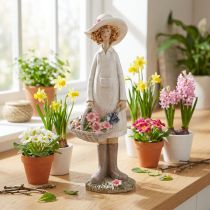Itens Estatuetas decorativas de jardineira e mulher com flores, em branco e rosa, 21 cm de altura.