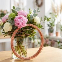 Itens Arame decorativo flexível para artesanato e arranjos florais, feito de alumínio.