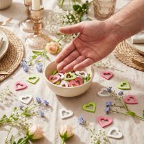 Itens Espalhe corações de madeira variados. 4cm 72 peças