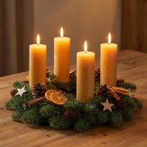 Itens Velas cônicas cor sólida mel 34x300mm 4 un