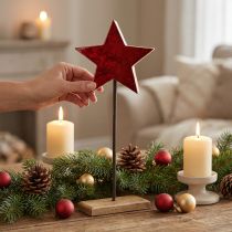 Itens Decoração estrela vermelha natural com haste na base 20x9,5x50cm