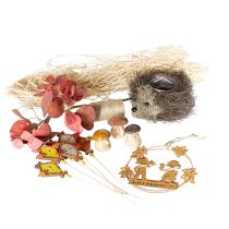 Itens Conjunto de decoração de outono ouriço cogumelos dragão – compre caixa de decoração barata