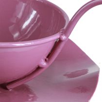 Itens Xícara decorativa de metal com pires, rosa, 8 cm de altura x 11,5 cm de diâmetro, conjunto com 2 peças.