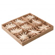 Itens Enfeites tradicionais de palha para árvore de Natal, ideais para decoração festiva.