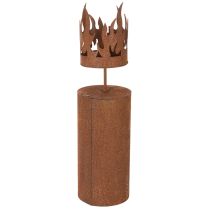 Itens Porta-velas em formato de vela pequena, decoração rústica, metal com pátina, 36 cm de altura.