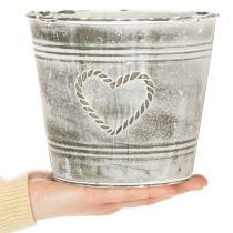 Itens Vaso de flores estilo shabby chic, floreira de metal em formato de coração, Ø22cm, A17,5cm