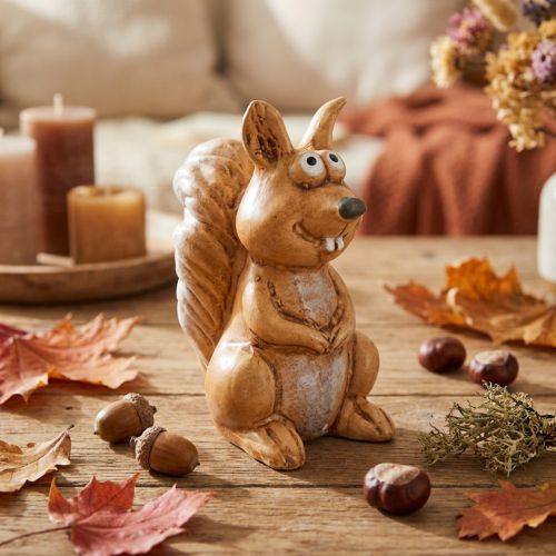 Itens Esquilo sentado em miniatura para decoração de outono, 10 cm
