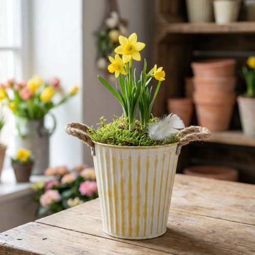 Vaso de metal, decoração de primavera, floreira com alças, amarelo, estilo shabby chic, Ø18cm, A17,5cm | Floristik24.pt