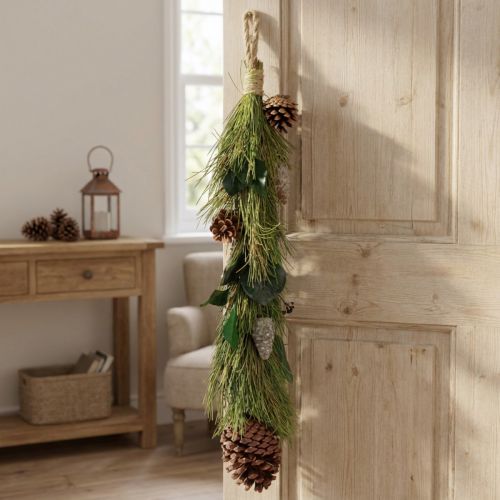 Decoração natalina suspensa com pinhas e eucaliptos, 60 cm de comprimento, estilo casa de campo escandinava. | Floristik24.pt
