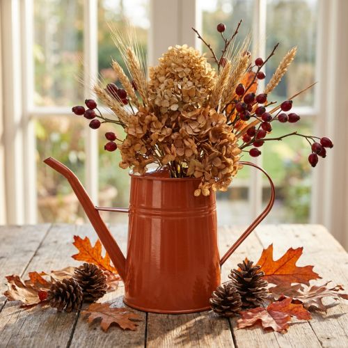 Itens Regador decorativo de metal, marrom-alaranjado, 1,7L, estilo vintage, para plantas e flores secas, 23cm de altura.