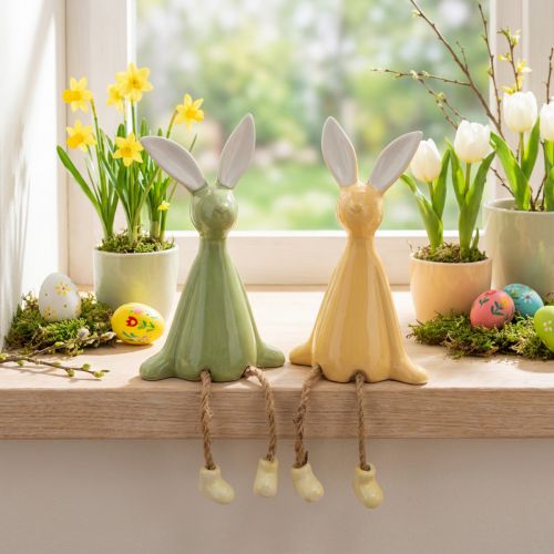 Itens Conjunto de 2 peças com coelho decorativo de cerâmica para prateleira, ideal para um ambiente alegre. 22 cm de altura.