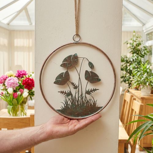 Decoração de parede floral em metal com rosas, estilo vintage, Ø30,5 cm, ideal para primavera e verão. | Floristik24.pt
