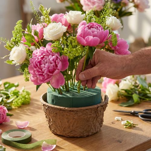 Itens Espuma floral úmida com tigela para flores Alt.10cm Ø16cm 2 unid.