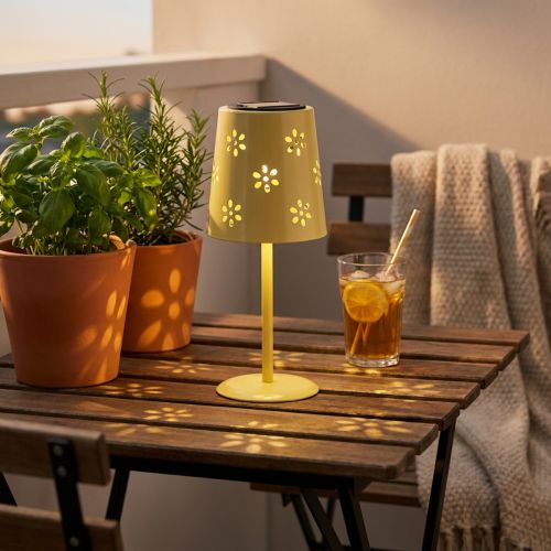 Itens Luminária de mesa solar com delicado padrão floral para varanda ou terraço, 28 cm