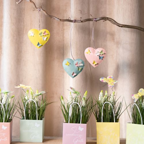 Itens Pingentes decorativos em forma de coração com borboletas para decoração de primavera, 10,5 cm, conjunto de 3 peças