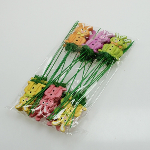 Floristik24 Coelho plug de madeira em uma vara 7cm 24pcs