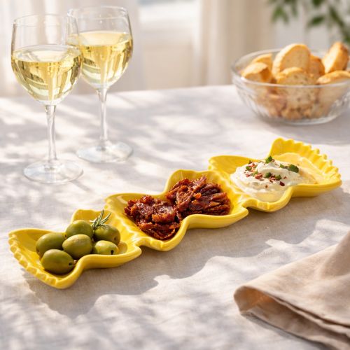 Itens Tigela de cerâmica para molho de massa. Solução perfeita para servir em mesas criativas e celebrações. 31 cm