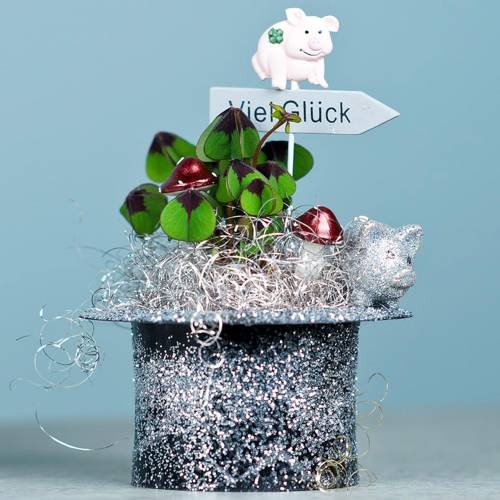 Floristik24 Mini porquinhos da sorte com mica prata 3cm 24uds