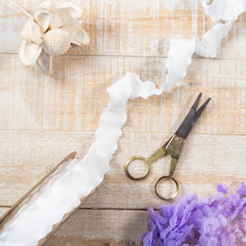 Fita de organza branca com babados, fita decorativa, 25 mm de largura, 10 m de comprimento. | Floristik24.pt