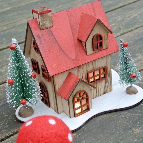 Floristik24 Casa de natal com iluminação LED natural, madeira vermelha 20 × 15 × 15cm