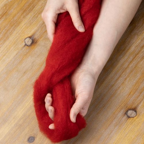 Itens Cordão de lã, lã decorativa, vermelha, 2m de lã feltrada para floricultura, decoração e artesanato.