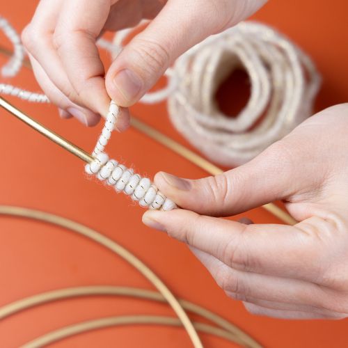 Itens Cordão de lã branco com fio dourado, 5m x 5mm, com arame para decoração e artesanato.