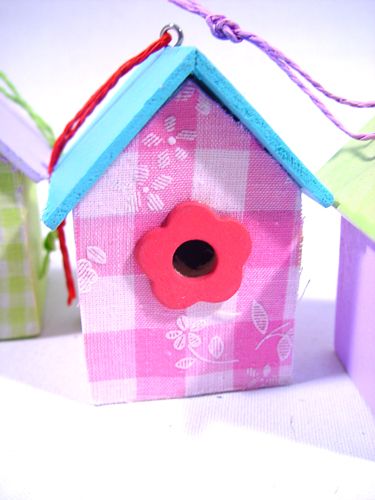 Casas de pássaros para pendurar 9cm 6pcs. ordenar | Floristik24.pt