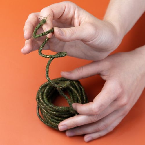 Itens Cordão de lã verde com fio dourado, 5m x 5mm com arame, para decoração e artesanato.