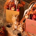 Esquilo sentado em miniatura para decoração de outono, 10 cm | Floristik24.pt