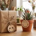 Pingente de madeira Emoticon Emoticon® Ø4cm natural 24 un | Floristik24.pt