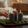 Velas de pilar antracite, ranhuradas, mistura de cera de alta qualidade, 70/130 mm, conjunto de 4, longa duração, uso versátil. | Floristik24.pt