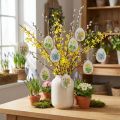 Ovos de Páscoa com flores da