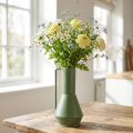Vaso decorativo de metal verde com alça; jarro decorativo vintage, 14 cm de altura, 28,5 cm de altura. | Floristik24.pt