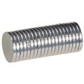 Floristik24 Disco magnético redondo para castiçais e bandejas de metal, 1 cm, pacote com 20 unidades.