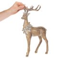 Estatueta decorativa de um veado em pé com chifres e pinhas, 41 cm | Floristik24.pt