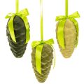 Floristik24 Pinhas decorativas para pendurar, pinhas flocadas com fita e laço, 18 cm, 3 peças